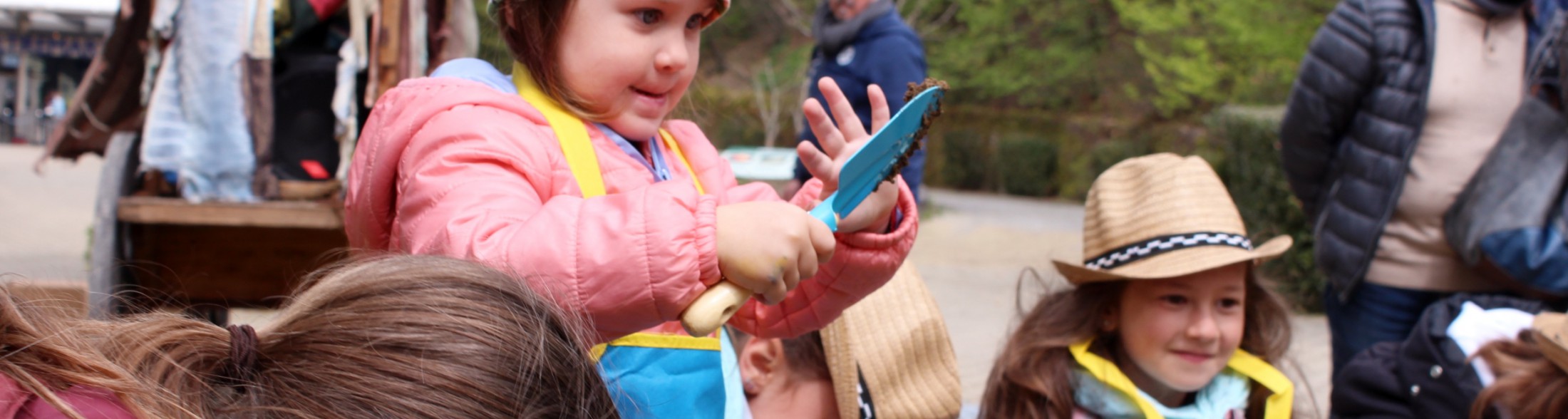 L'orto invaso da bimbi, frutta e verdura!