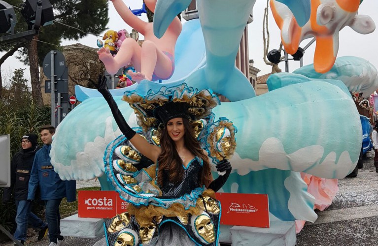 Ultima festa dei parchi Costa Edutainment al Carnevale di Fano